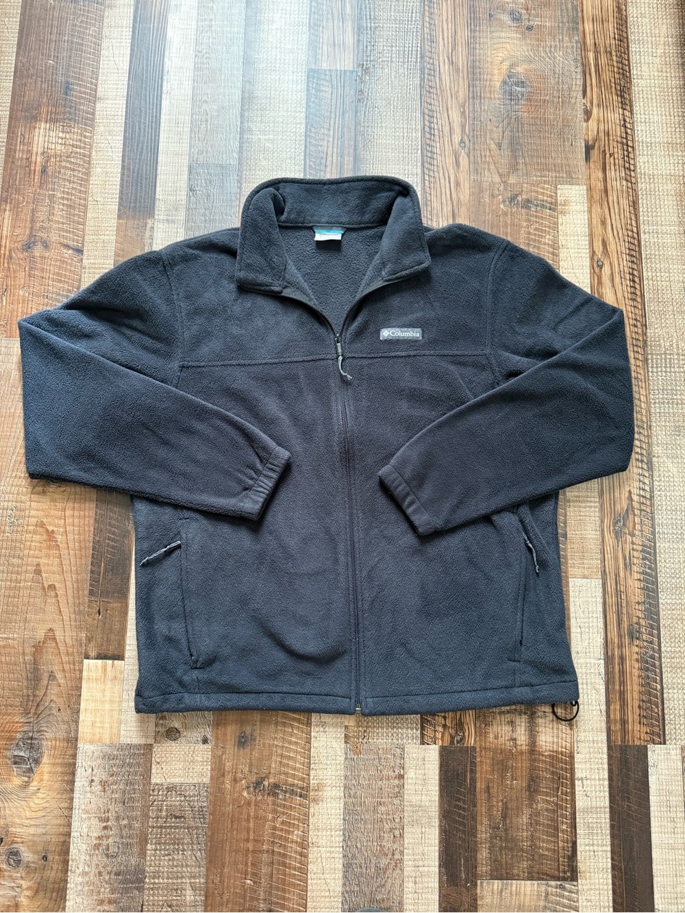 Columbia Men’s Black Lightweight Fleece Zip Jacket